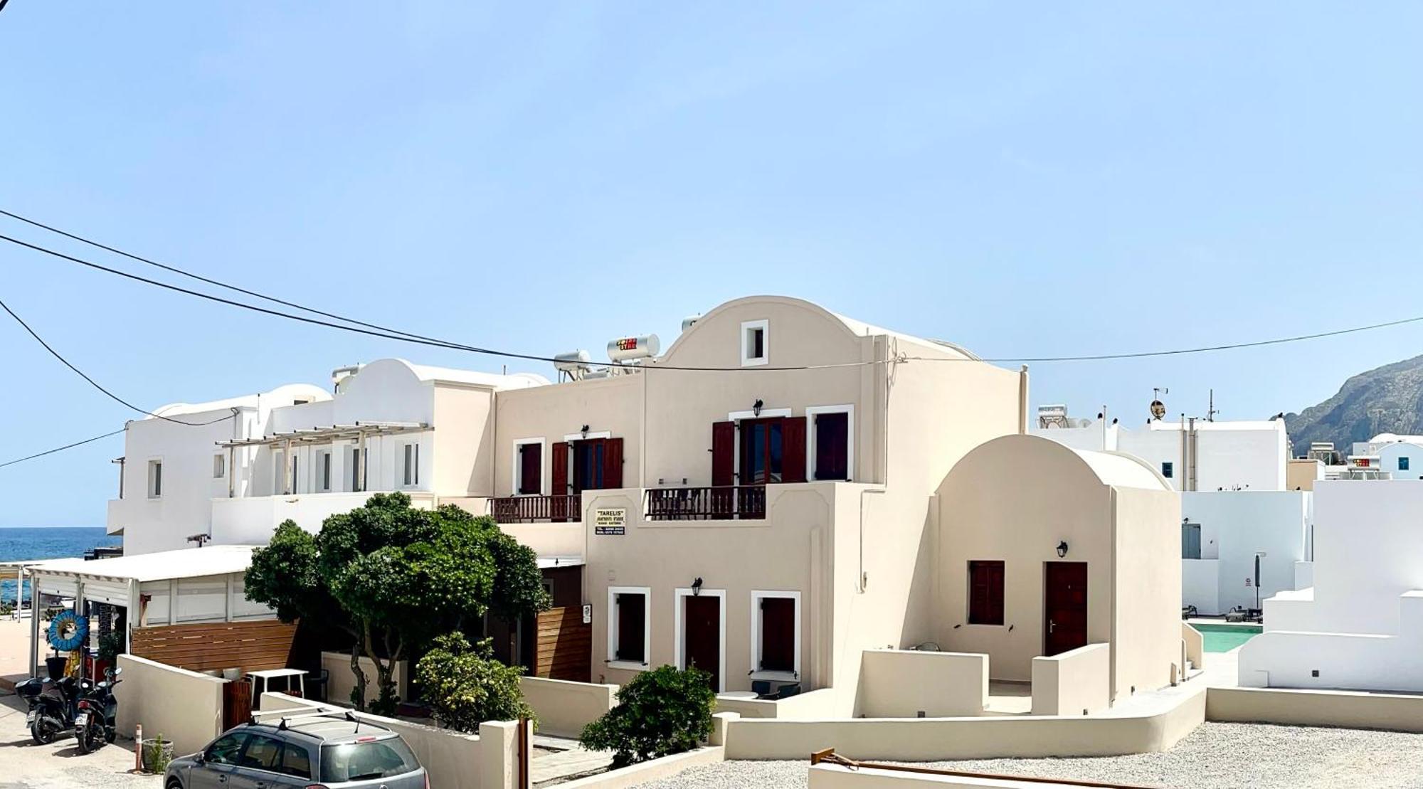 Apartman Tarelis & *